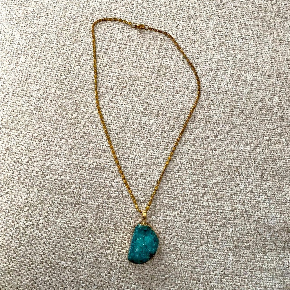Turquoise ocean blue druzy crystal gold pendant necklace 💙